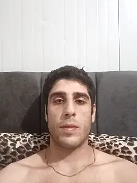 arenn1997 online show from May 9, 2026, 12:14 am