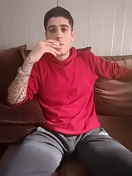 arenn1997 online show from February 5, 2026, 12:34 pm