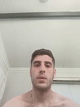 arenn1997 online show from May 26, 2026, 11:52 am