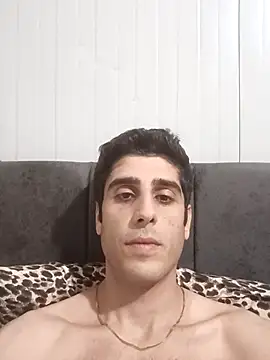 arenn1997 online show from May 11, 2026, 10:07 pm