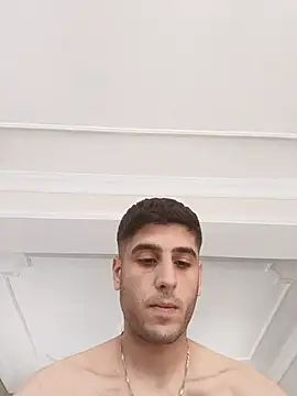 arenn1997 online show from November 10, 2025, 12:10 pm