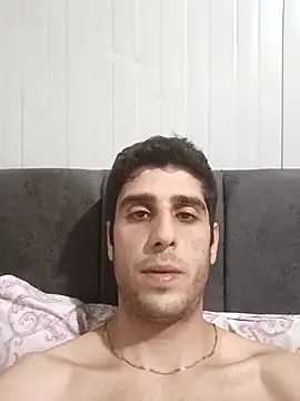 arenn1997 online show from May 4, 2026, 12:14 am