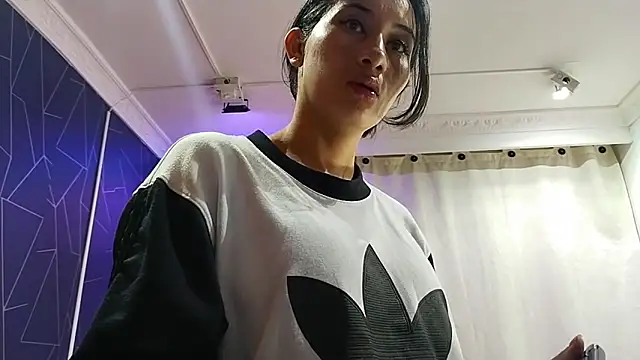 Cataleyalove ADY online show from March 18, 2025, 5:45 am