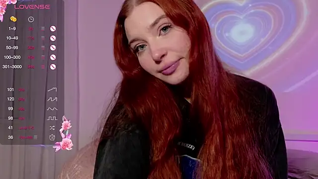 Snapshot of cinnabon_girls chatting on March 7, 2025, 8:44 pm cinnabon girls online show from March 7, 2025, 8:44 pm