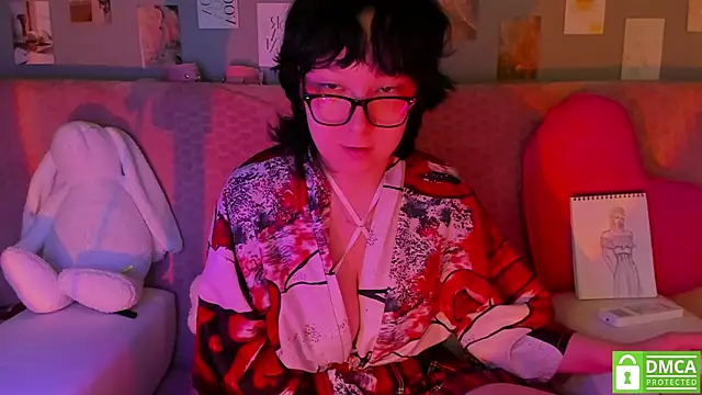 dreamgirllovee online show from March 8, 2025, 12:33 am