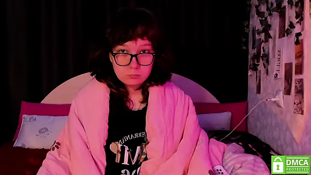 dreamgirllovee online show from October 11, 2025, 2:45 am