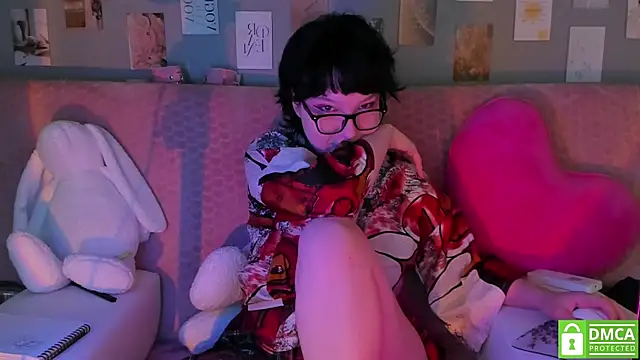 dreamgirllovee online show from March 10, 2025, 3:56 am