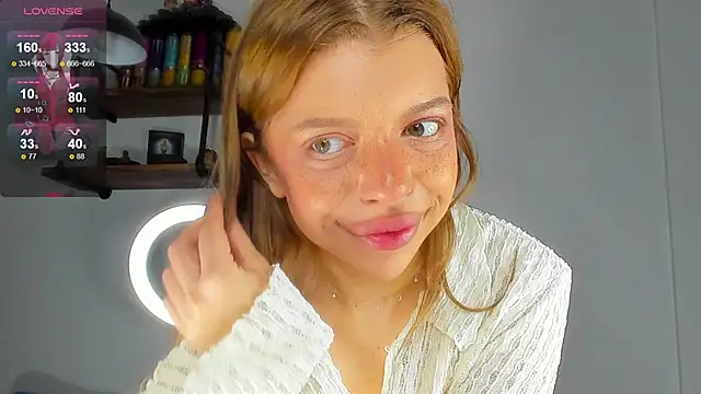 Hannah Carr online show from October 10, 2025, 8:31 pm