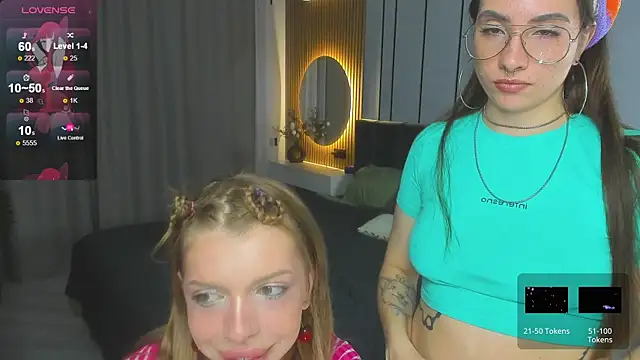 Hannah Carr online show from November 16, 2025, 5:39 pm