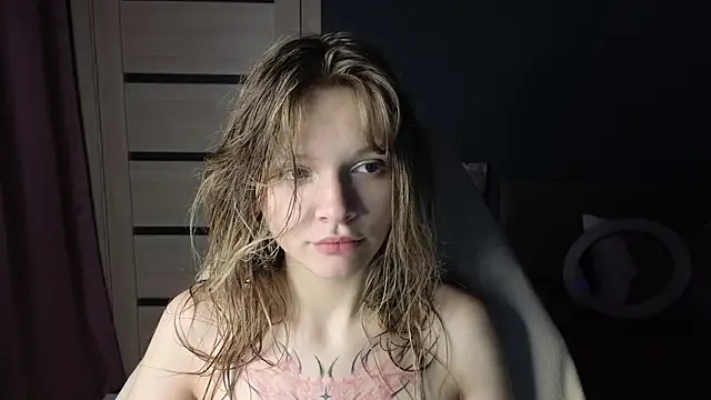 LitaBrom online show from October 4, 2025, 1:40 am