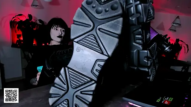 Snapshot of _Goddess_Misha_ chatting on February 8, 2026, 8:50 pm Goddess Misha online show from February 8, 2026, 8:50 pm