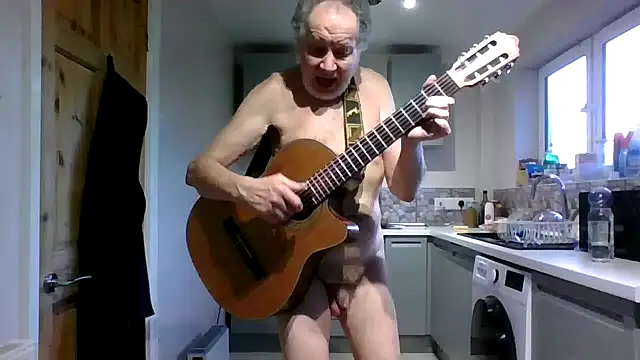Snapshot of jimmybenido chatting on February 21, 2025, 5:31 pm jimmybenido online show from February 21, 2025, 5:31 pm