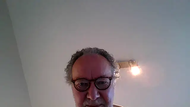 Snapshot of jimmybenido chatting on October 11, 2025, 4:41 pm jimmybenido online show from October 11, 2025, 4:41 pm