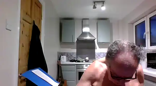 Snapshot of jimmybenido chatting on January 25, 2025, 5:30 pm jimmybenido online show from January 25, 2025, 5:30 pm
