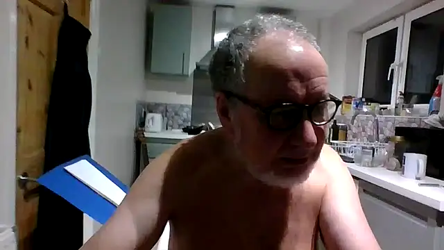 Snapshot of jimmybenido chatting on January 3, 2025, 5:20 pm jimmybenido online show from January 3, 2025, 5:20 pm
