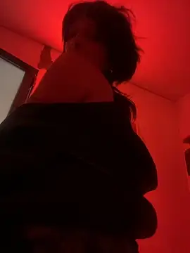 xmoira3x online show from October 15, 2025, 3:27 am