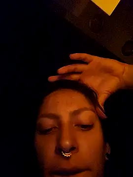 xmoira3x online show from December 24, 2024, 4:11 am