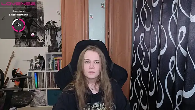 stellablondy online show from May 21, 2026, 2:36 pm