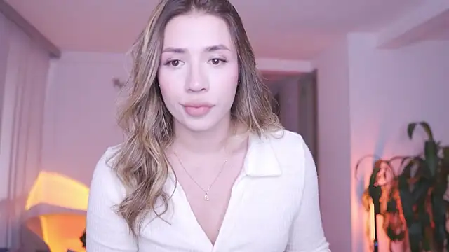 honeyann08 online show from September 25, 2025, 6:47 pm