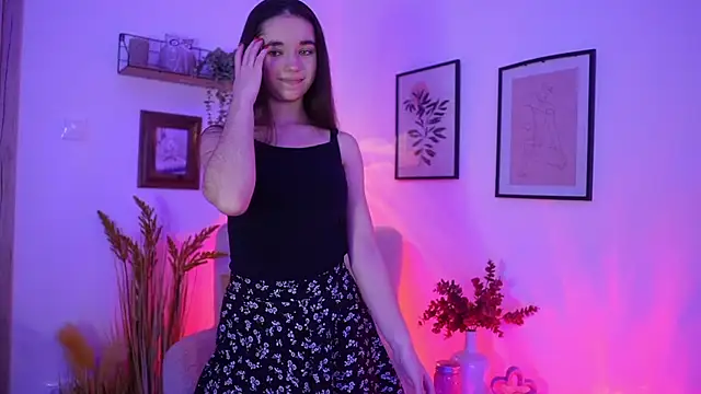 Gia Paige18 online show from November 29, 2025, 6:52 pm