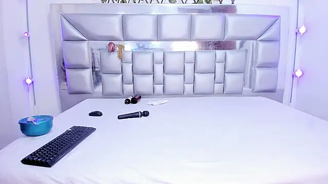 Snapshot of sweetebonny1 chatting on February 24, 2026, 5:58 pm sweetebonny1 online show from February 24, 2026, 5:58 pm