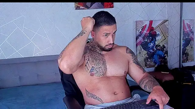 Snapshot of Cristian_Walker chatting on April 12, 2026, 12:08 pm Cristian Walker online show from April 12, 2026, 12:08 pm