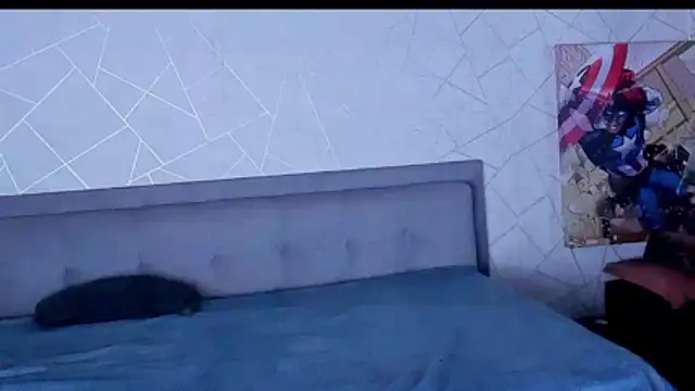 Snapshot of Cristian_Walker chatting on April 14, 2026, 11:32 pm Cristian Walker online show from April 14, 2026, 11:32 pm