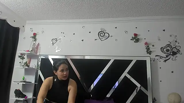 1lovelygirls online show from March 13, 2025, 12:02 pm