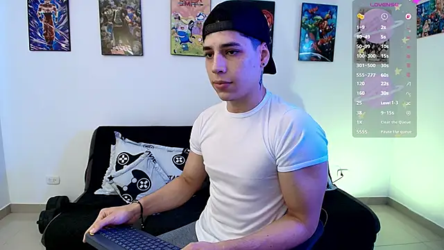 jonathanjoestar  online show from May 15, 2026, 8:29 pm