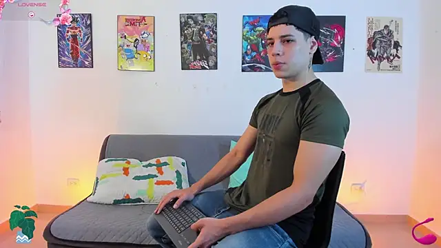 jonathanjoestar  online show from November 23, 2025, 8:19 pm