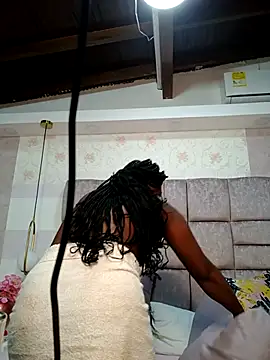 Snapshot of amina_west chatting on October 11, 2025, 11:22 am amina west online show from October 11, 2025, 11:22 am