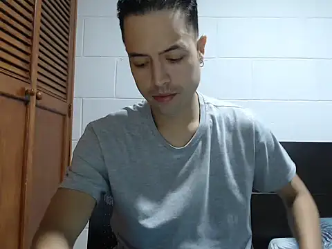 dimitriquiet05 online show from February 24, 2026, 8:37 am