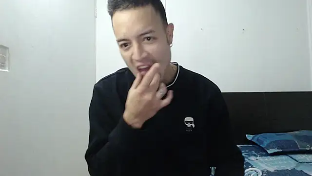 dimitriquiet05 online show from December 3, 2024, 6:10 am