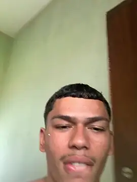 Snapshot of dolariano chatting on March 8, 2025, 3:02 pm dolariano online show from March 8, 2025, 3:02 pm