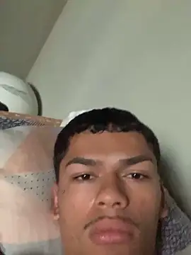 Snapshot of dolariano chatting on December 8, 2024, 8:41 am dolariano online show from December 8, 2024, 8:41 am