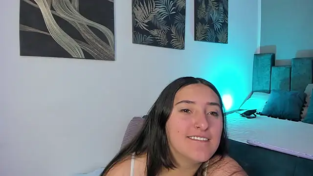 Kathia Morelli online show from September 27, 2025, 11:38 am