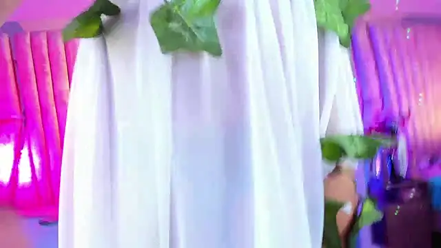 kuromi69 online show from February 2, 2025, 5:26 pm