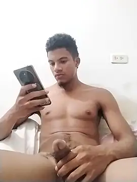 Snapshot of Gutierrez6383 chatting on December 22, 2025, 5:51 am Gutierrez6383 online show from December 22, 2025, 5:51 am