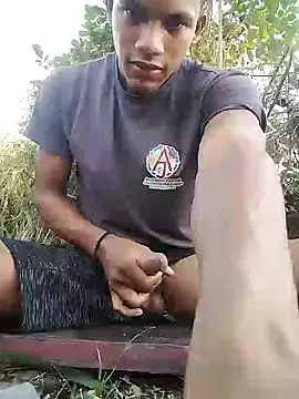 Snapshot of Gutierrez6383 chatting on January 27, 2025, 10:06 pm Gutierrez6383 online show from January 27, 2025, 10:06 pm