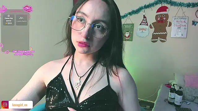 Julieta cott online show from November 23, 2025, 2:54 am