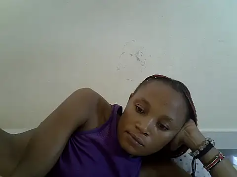 Snapshot of SpicyPetite chatting on September 13, 2025, 8:03 am SpicyPetite online show from September 13, 2025, 8:03 am