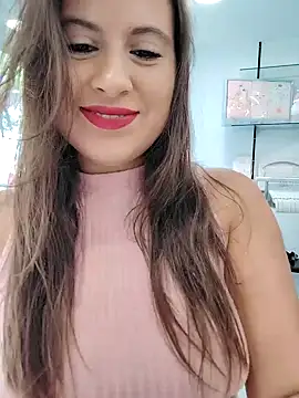 Snapshot of GatitaXD27 chatting on September 14, 2025, 10:26 am GatitaXD27 online show from September 14, 2025, 10:26 am