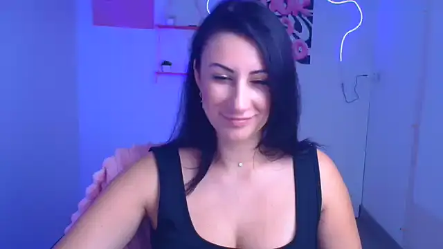 Loren Moa online show from November 5, 2025, 12:41 pm