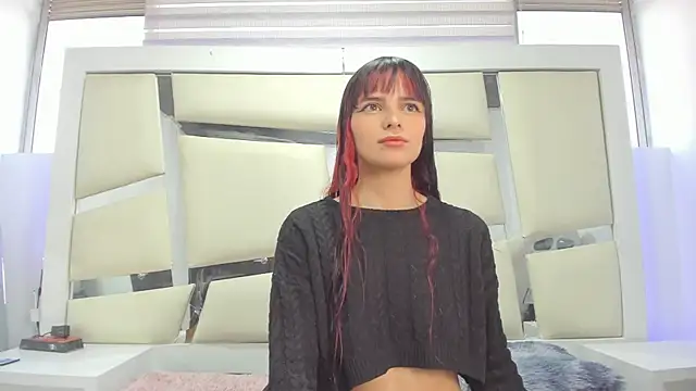 Snapshot of chrystal_js chatting on March 19, 2025, 1:29 pm chrystal js online show from March 19, 2025, 1:29 pm