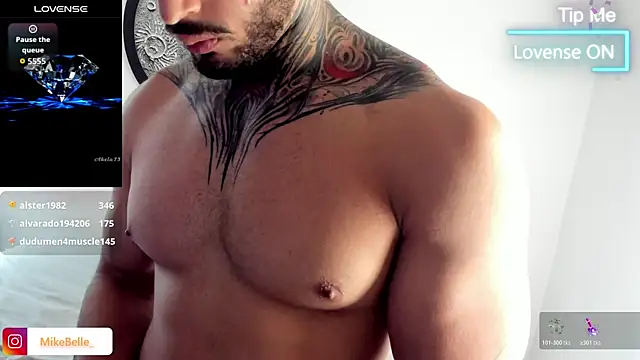 Snapshot of mike_belle chatting on November 28, 2025, 3:23 pm mike belle online show from November 28, 2025, 3:23 pm