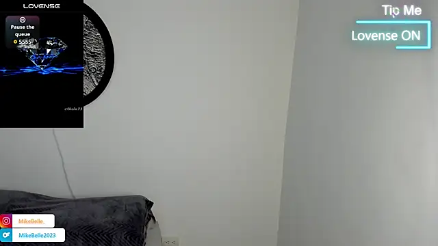 Snapshot of mike_belle chatting on December 19, 2025, 1:20 am mike belle online show from December 19, 2025, 1:20 am