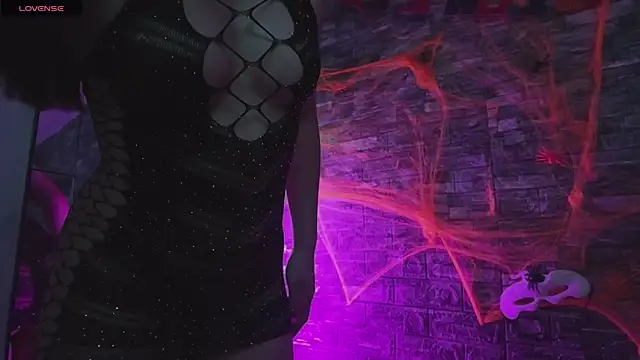 HotCouple 697 online show from October 31, 2025, 12:51 am