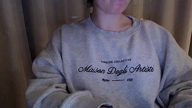 Sandysecret online show from October 22, 2025, 7:57 pm