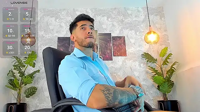 Snapshot of Nate_franco chatting on February 23, 2026, 4:47 am Nate franco online show from February 23, 2026, 4:47 am