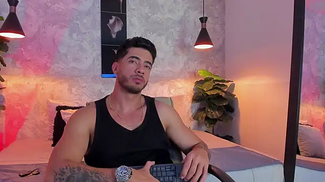 Snapshot of Nate_franco chatting on October 31, 2025, 4:20 am Nate franco online show from October 31, 2025, 4:20 am